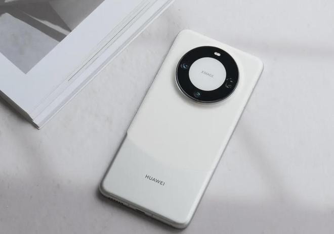 2024“信號最強”的3款手機512G價格出現(xiàn)大跳水流暢用五年(圖3)