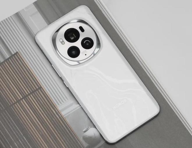 2024“信號最強”的3款手機512G價格出現(xiàn)大跳水流暢用五年(圖5)