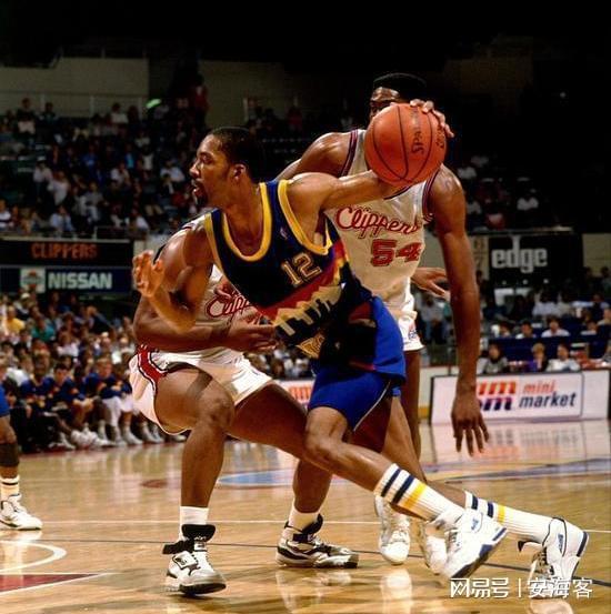 單場(chǎng)15+得分10+籃板15+助攻搶斷有多難僅有10人13次達(dá)成(圖2)