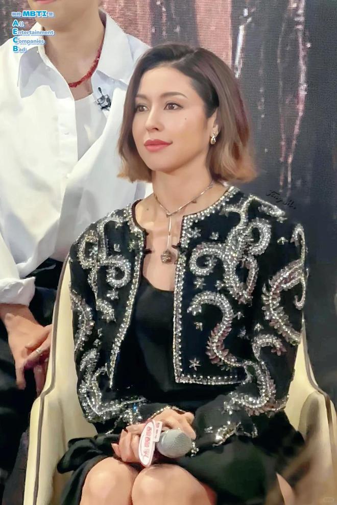 《歌手》首發(fā)官宣！橫跨地球請的陣容被嘲不合理！輸贏一目了然(圖6)