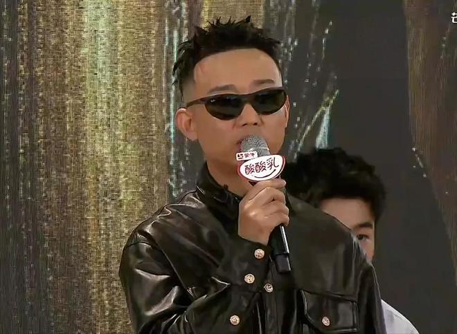 《歌手》首發(fā)官宣！橫跨地球請的陣容被嘲不合理！輸贏一目了然(圖3)