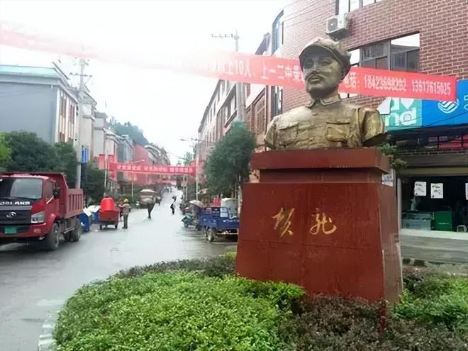 重慶酉陽(yáng)發(fā)現(xiàn)4大傳統(tǒng)村落土家苗寨風(fēng)情獨(dú)特引關(guān)注。(圖14)